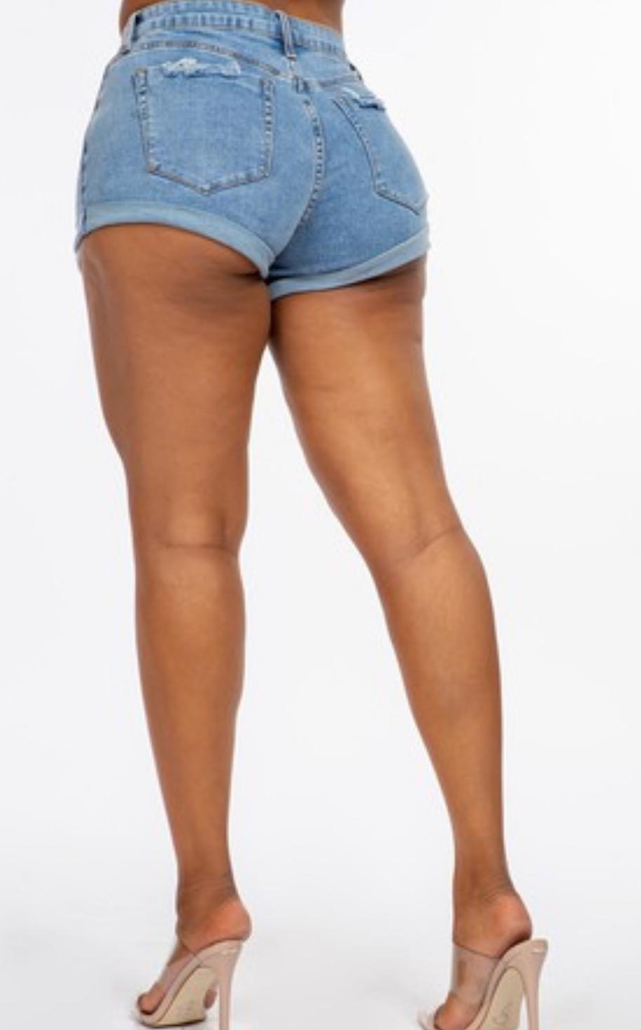 Shorty Low Shorts